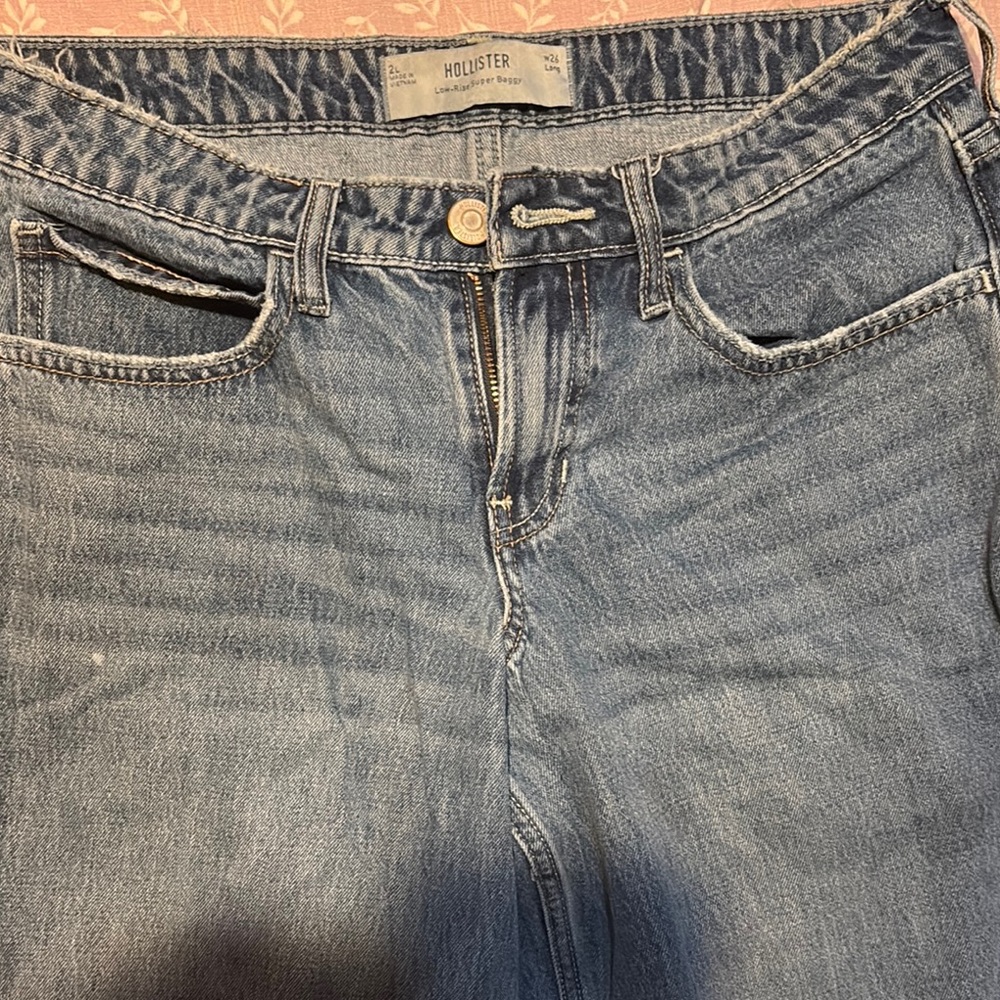 Hollister Low Rise Blue Jeans Classic Denim Style